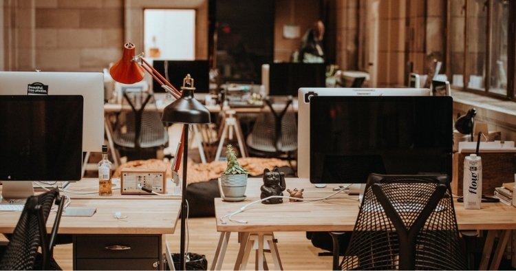 Study Highlights Pros, Cons of Workplace Augmentation-Based AI Tools